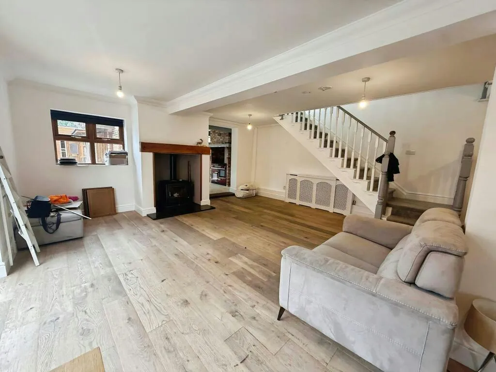 Crewe Road, Alsager, ST7, photo 3