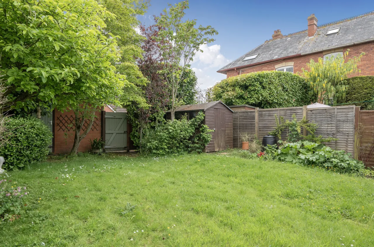 Pyles Thorne, Wellington, TA21, photo 4