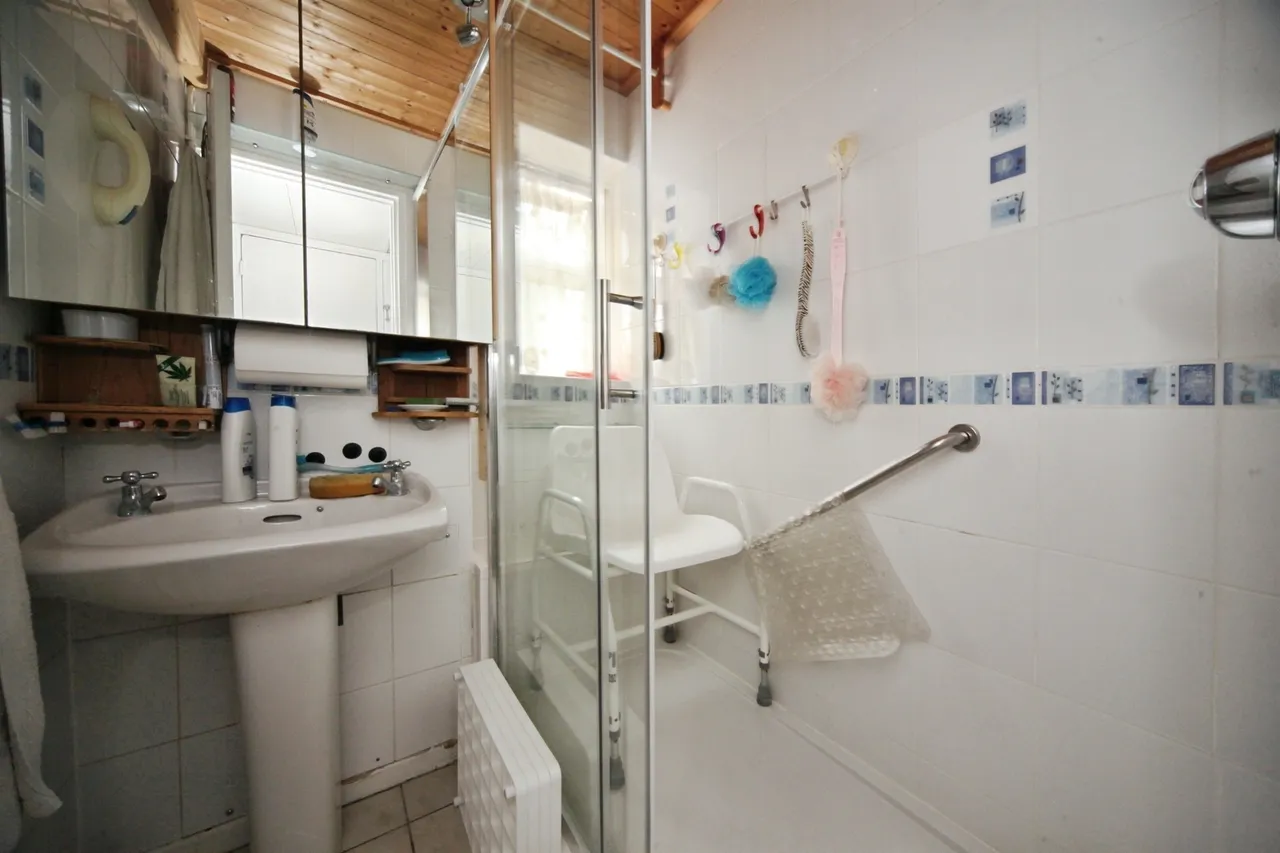 Whipperley Way, Luton, LU1, photo 12