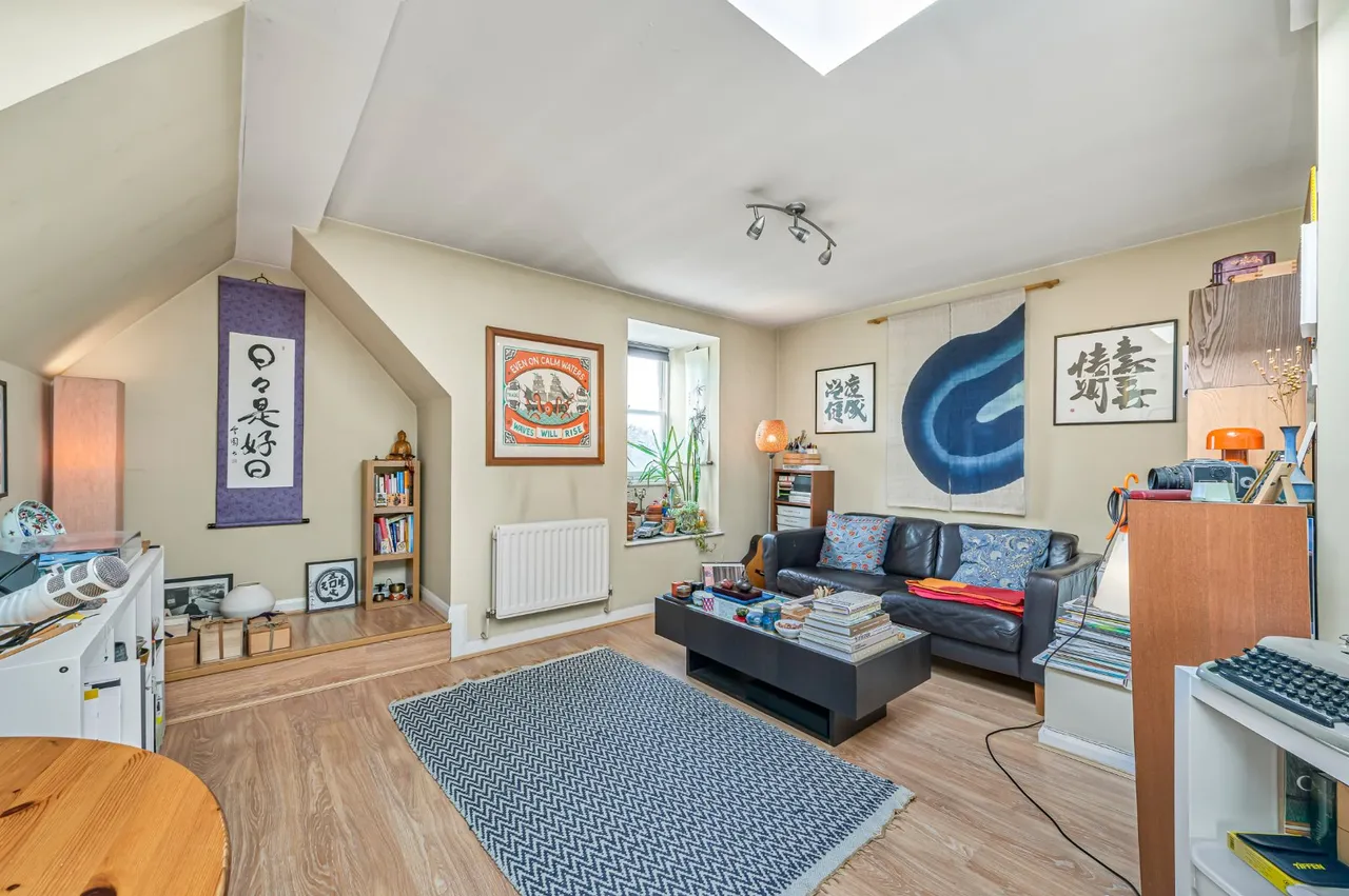 Clapham Common South Side, London, Ew4, SW4, photo 2