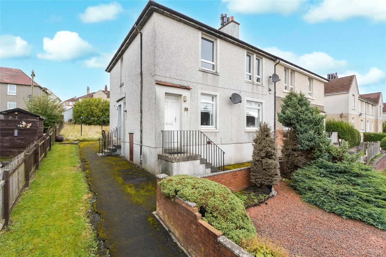 2 bed flat for sale, Rosebank Street, Airdrie, ML6