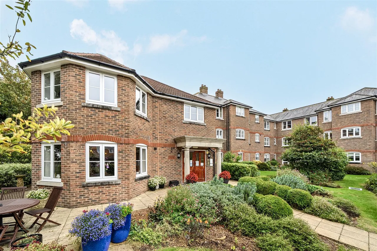 Wessex Road, Dorchester, DT1, photo 17