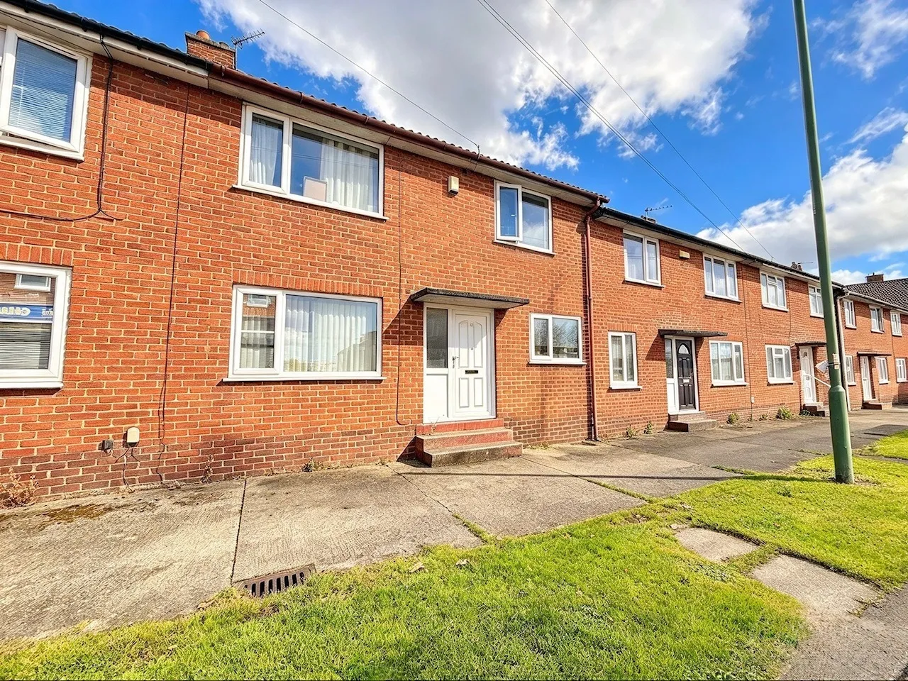 1 bed house to rent, Churchill Square, Gilesgate, DH1