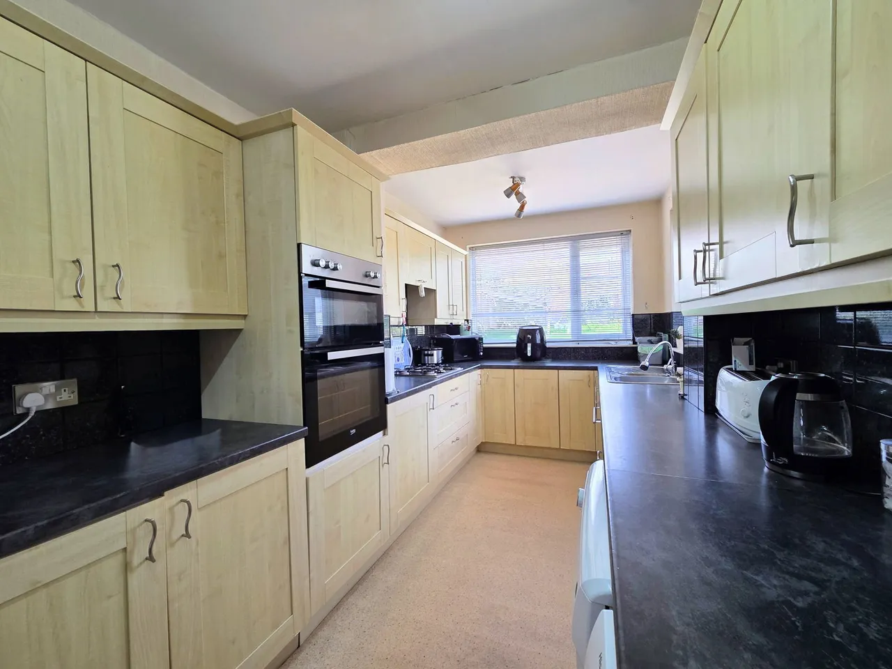 Lynwood Ave, Plympton, photo 5
