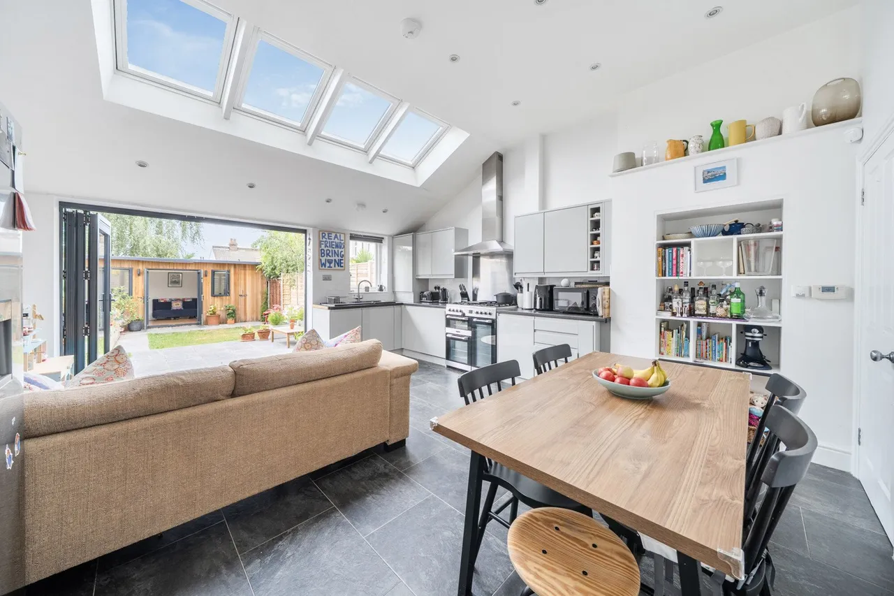 Mackenzie Road, BR3, photo 14