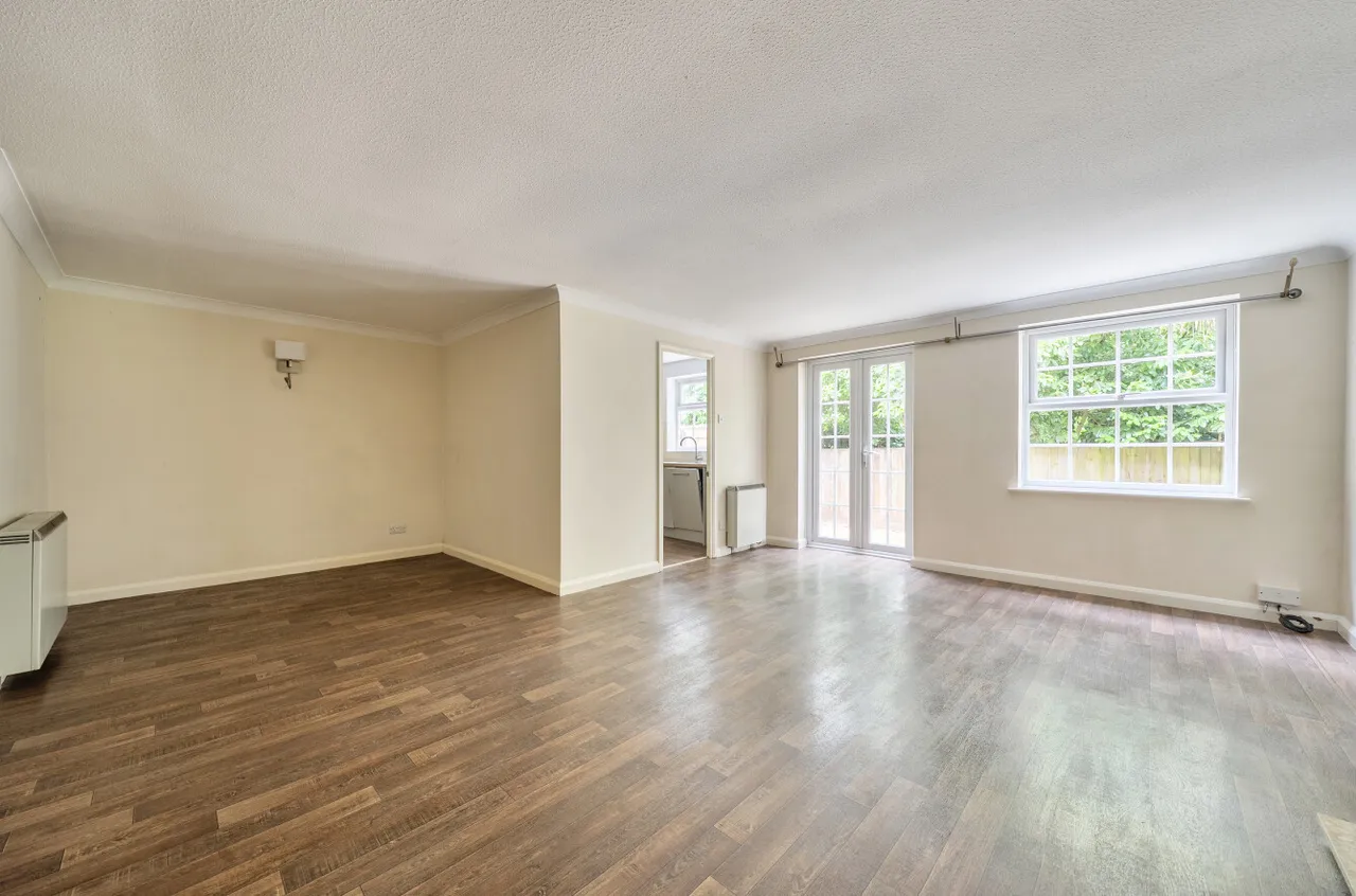 Raleigh Way, Frimley, Camberley, Surrey, GU16 8RH, photo 4
