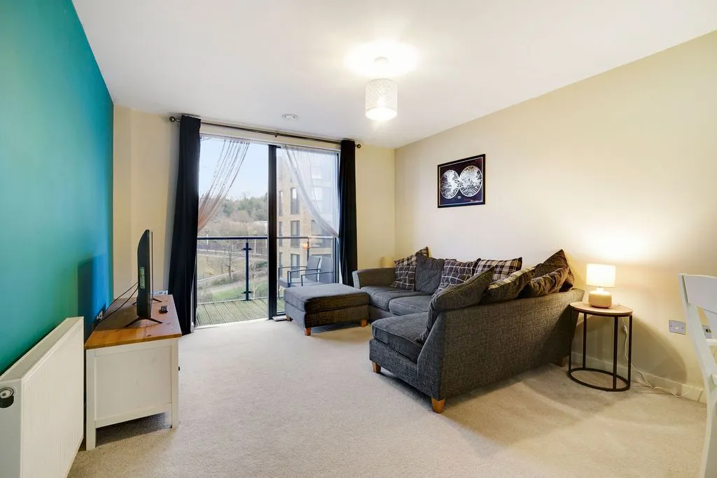 1 bed flat for sale, Leaden Hill, Coulsdon, CR5