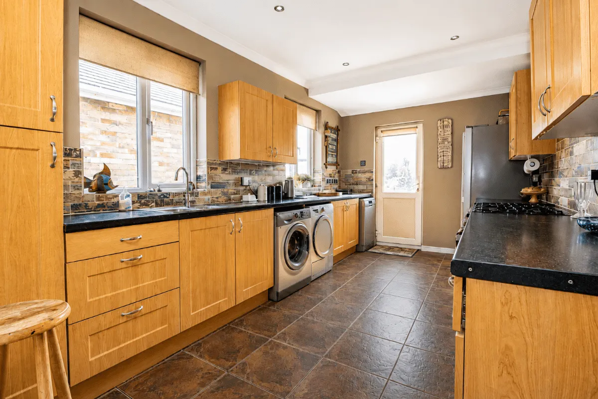 Elmwood Avenue, Waterlooville, PO7 7LG, photo 10