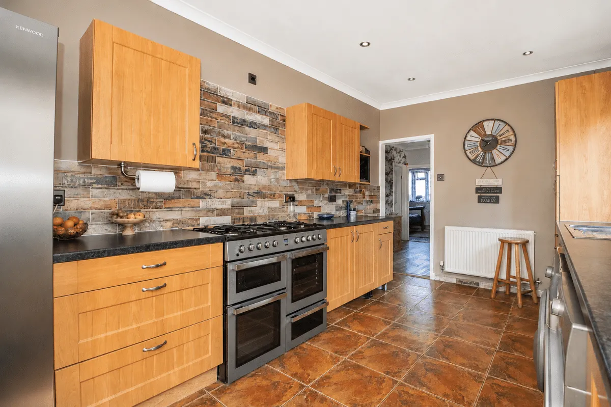 Elmwood Avenue, Waterlooville, PO7 7LG, photo 11