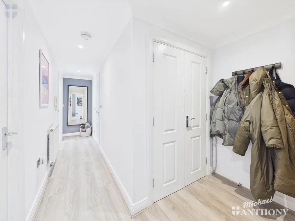 Hancock Close, Aylesbury, HP21 9AU, photo 6