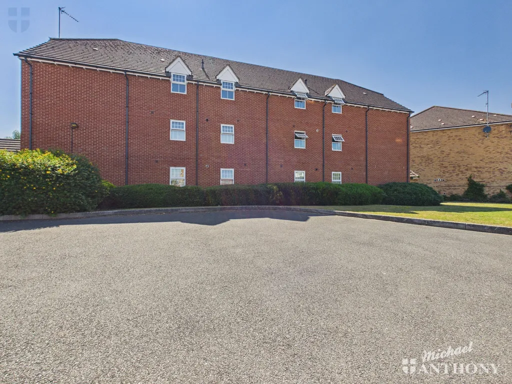 Hancock Close, Aylesbury, HP21 9AU, photo 12