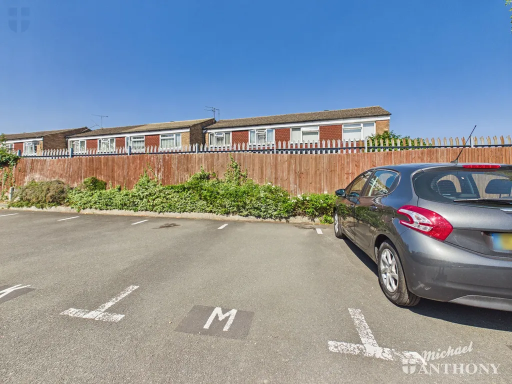 Hancock Close, Aylesbury, HP21 9AU, photo 10