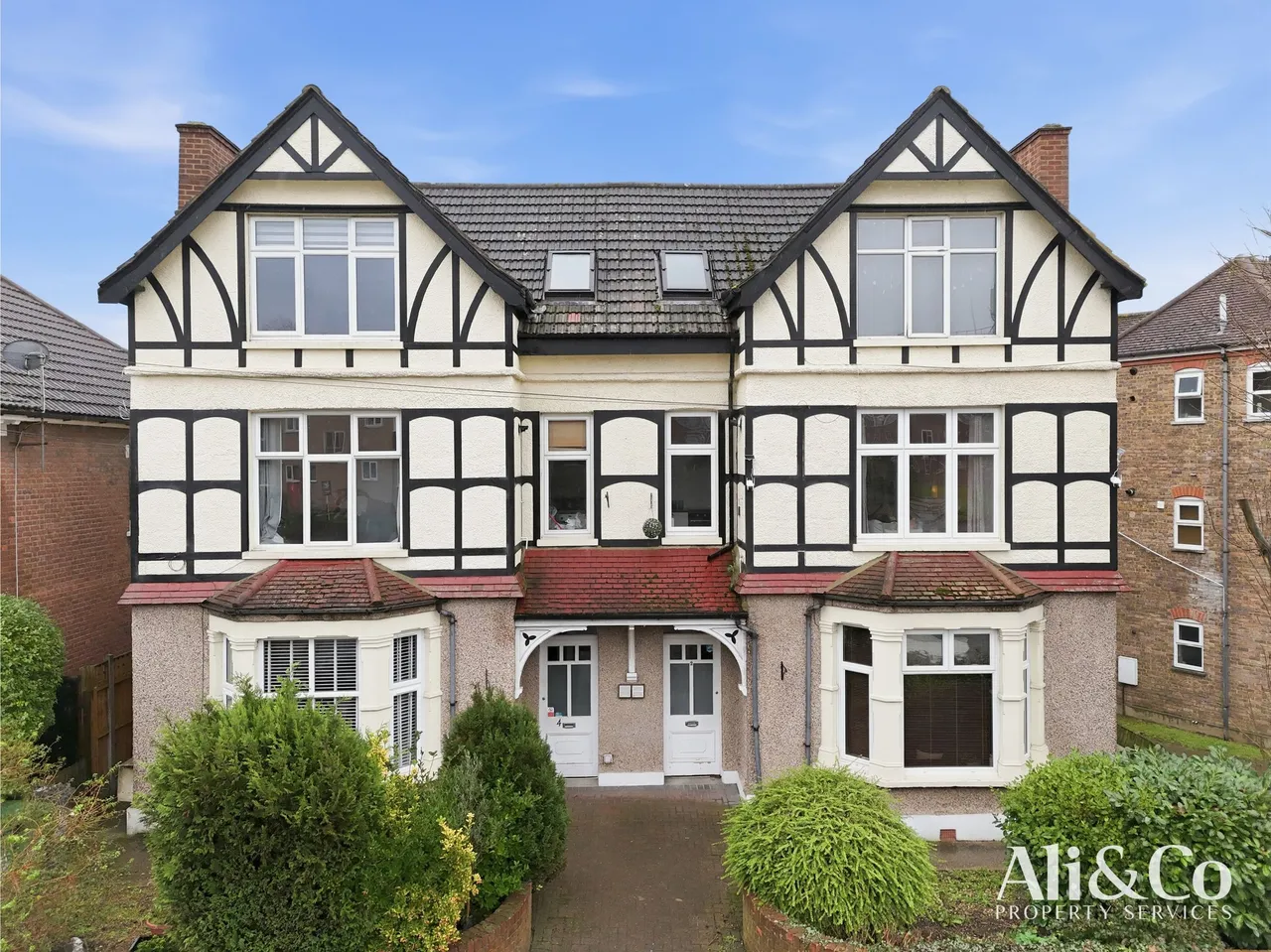 1 bed flat for sale — High View Avenue, Grays, Essex, RM17 6RU