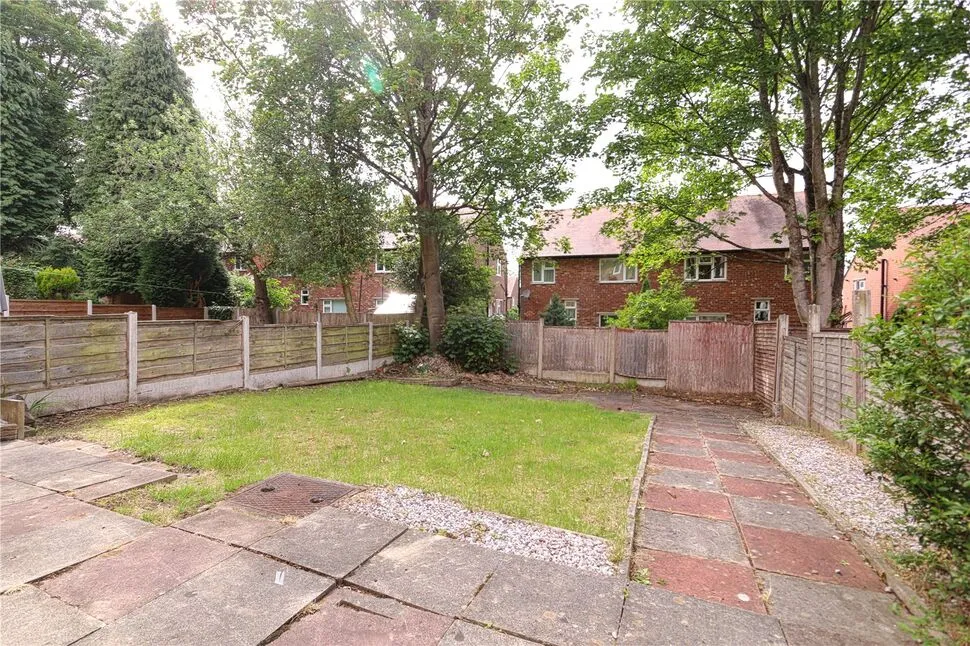 Walton Way, Denton, M34, photo 8
