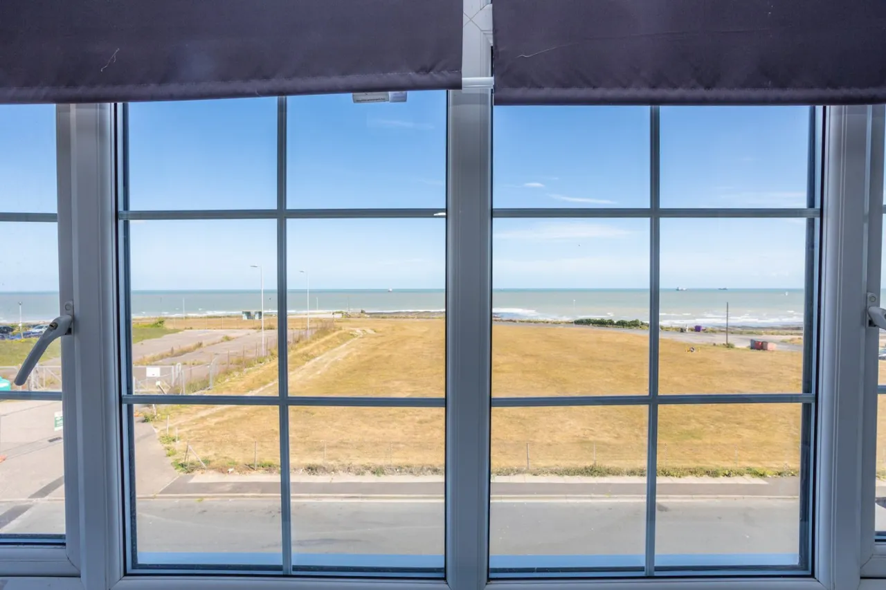 Palm Bay Avenue, Margate, CT9, photo 9