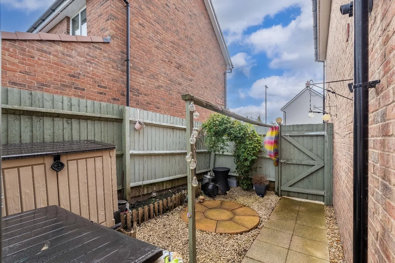 Wellings Grove, Arleston, TF1, photo 17