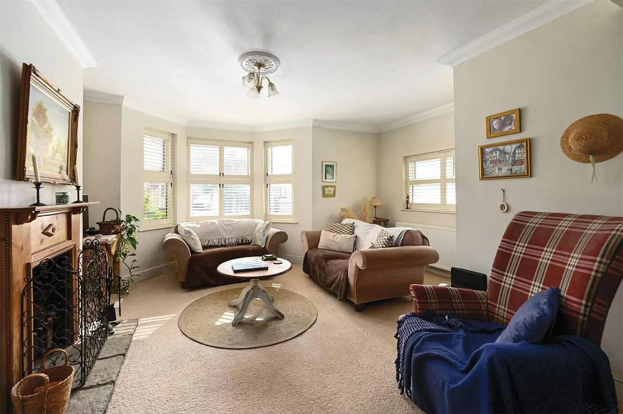 Vale Road, Ash Vale, Guildford, Surrey, GU12 5HJ, photo 3