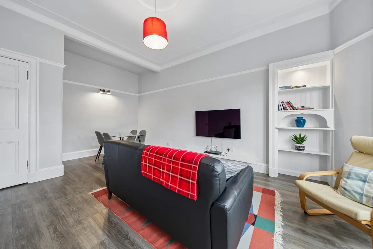 Hazel Avenue, Muirend, G44, photo 3