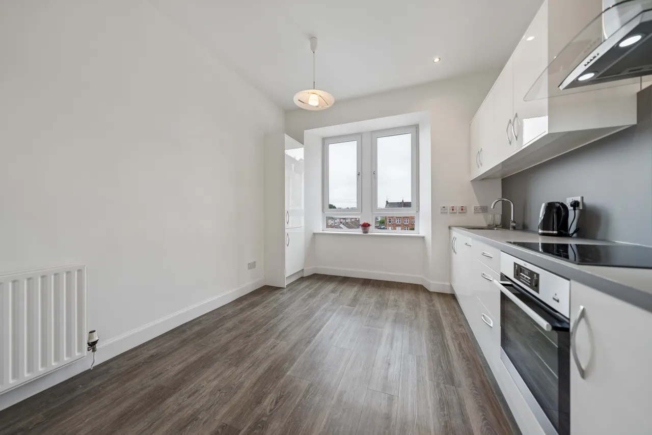 Hazel Avenue, Muirend, G44, photo 9