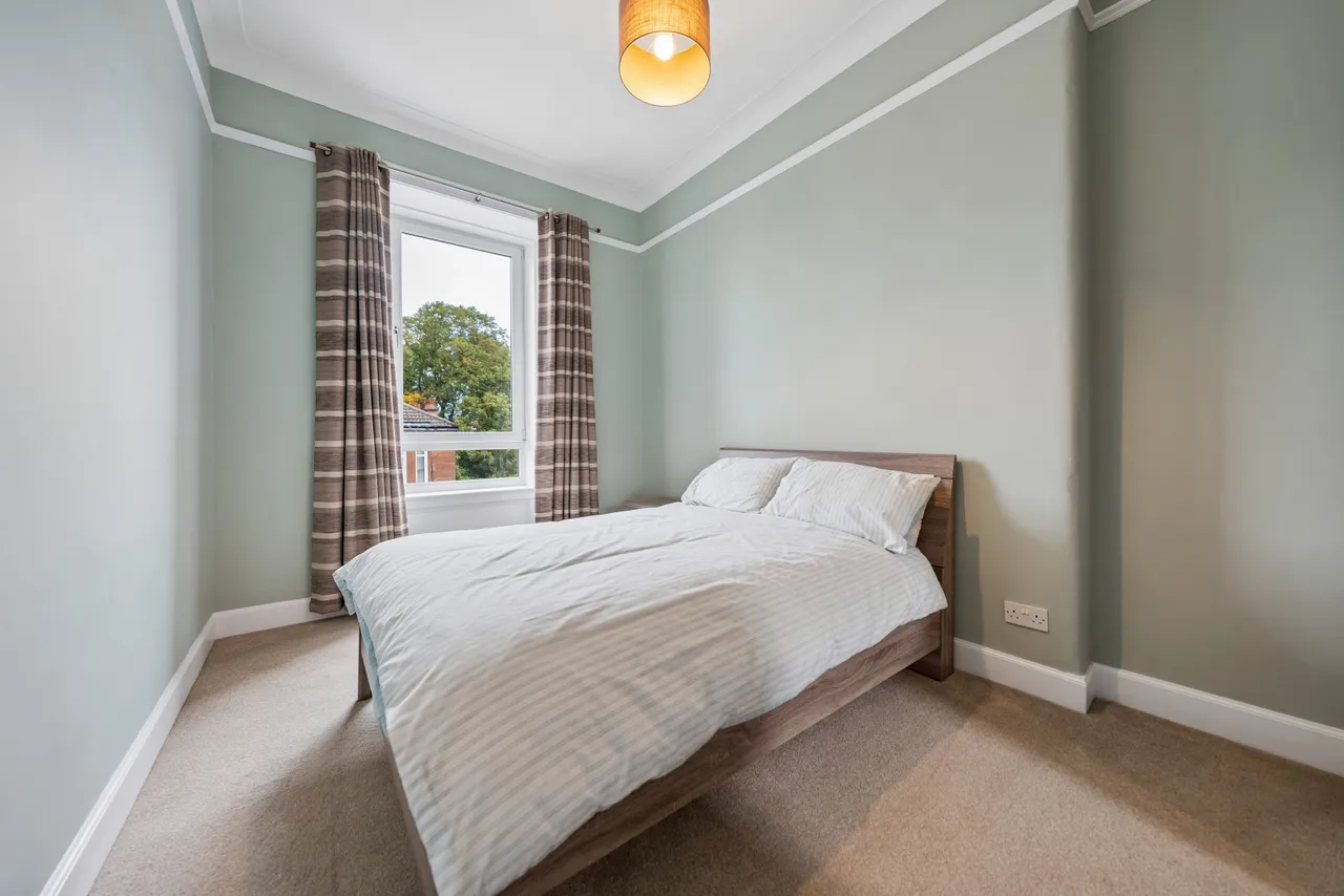 Hazel Avenue, Muirend, G44, photo 10