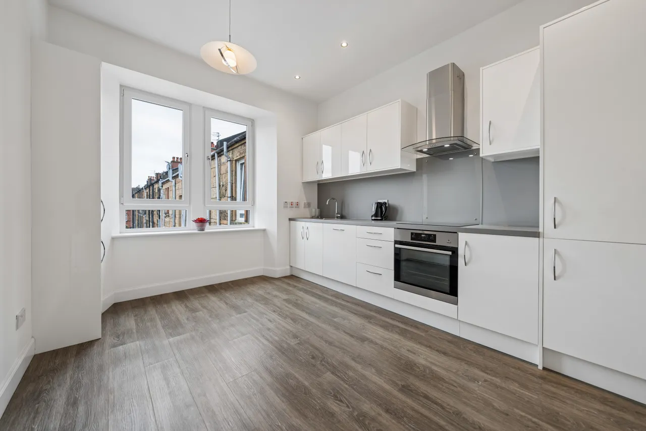 Hazel Avenue, Muirend, G44, photo 6