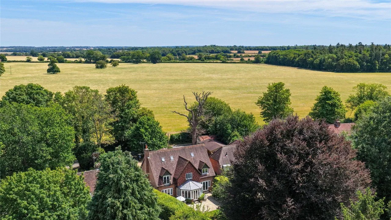 5 bed house for sale, Kimpton Road, Blackmore End, AL4