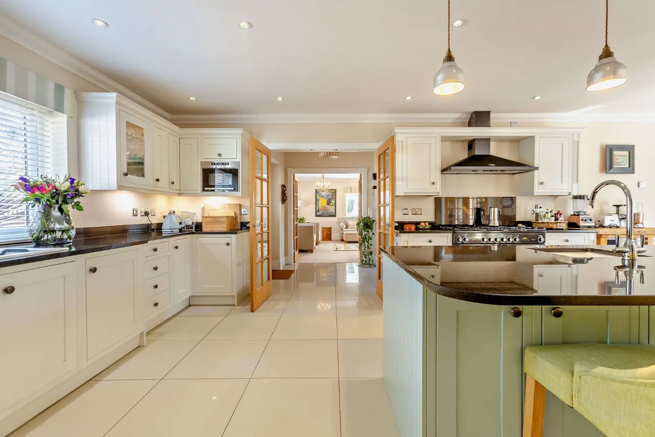 Lamberts Lane, Rushmere St. Andrew, Ipswich, Suffolk, IP5 1DR, photo 6