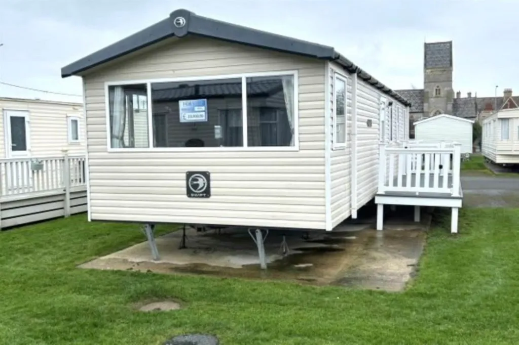 3 bed mobile home for sale, Towyn Road, Towyn, LL22