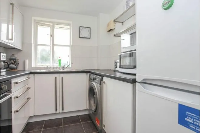 Gater Drive, Enfield, EN2, photo 8