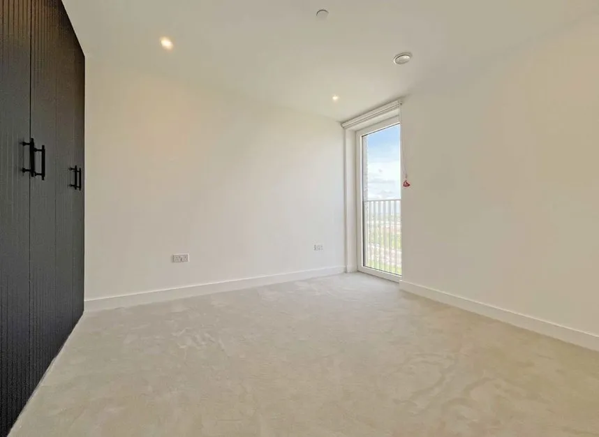 Heartwood Boulevard, London, W3, photo 3