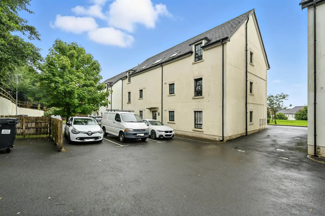 Sir Richard Wallace Walk, Lisburn, BT28, photo 16