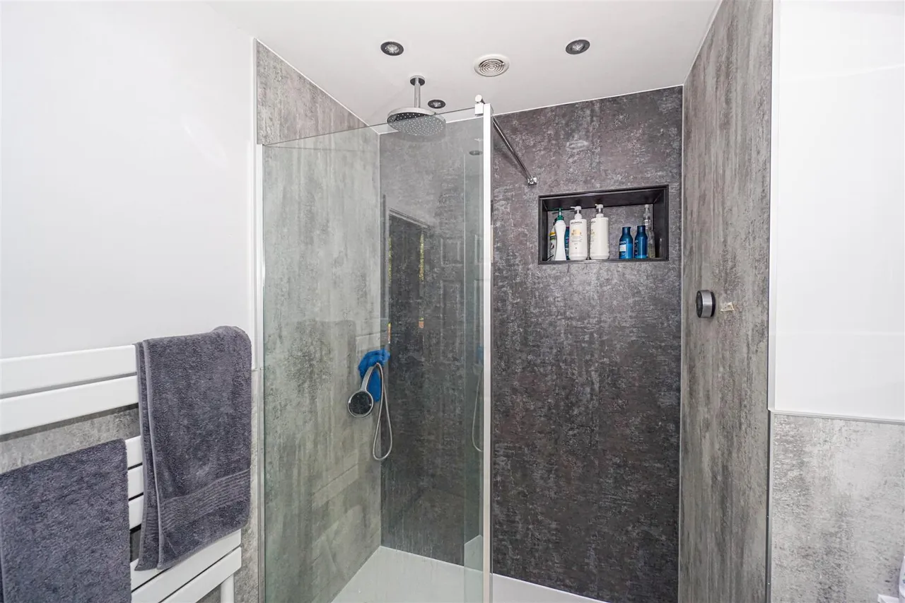 Whittlewood Close, St. Leonards-On-Sea, photo 34