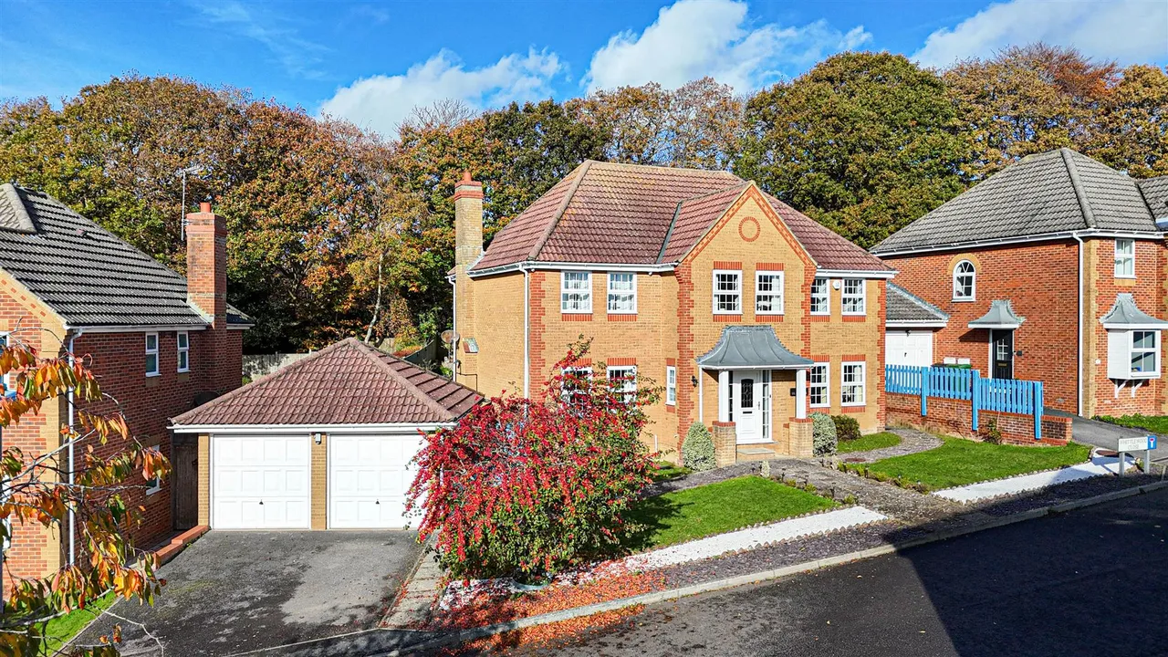 Whittlewood Close, St. Leonards-On-Sea, photo 41