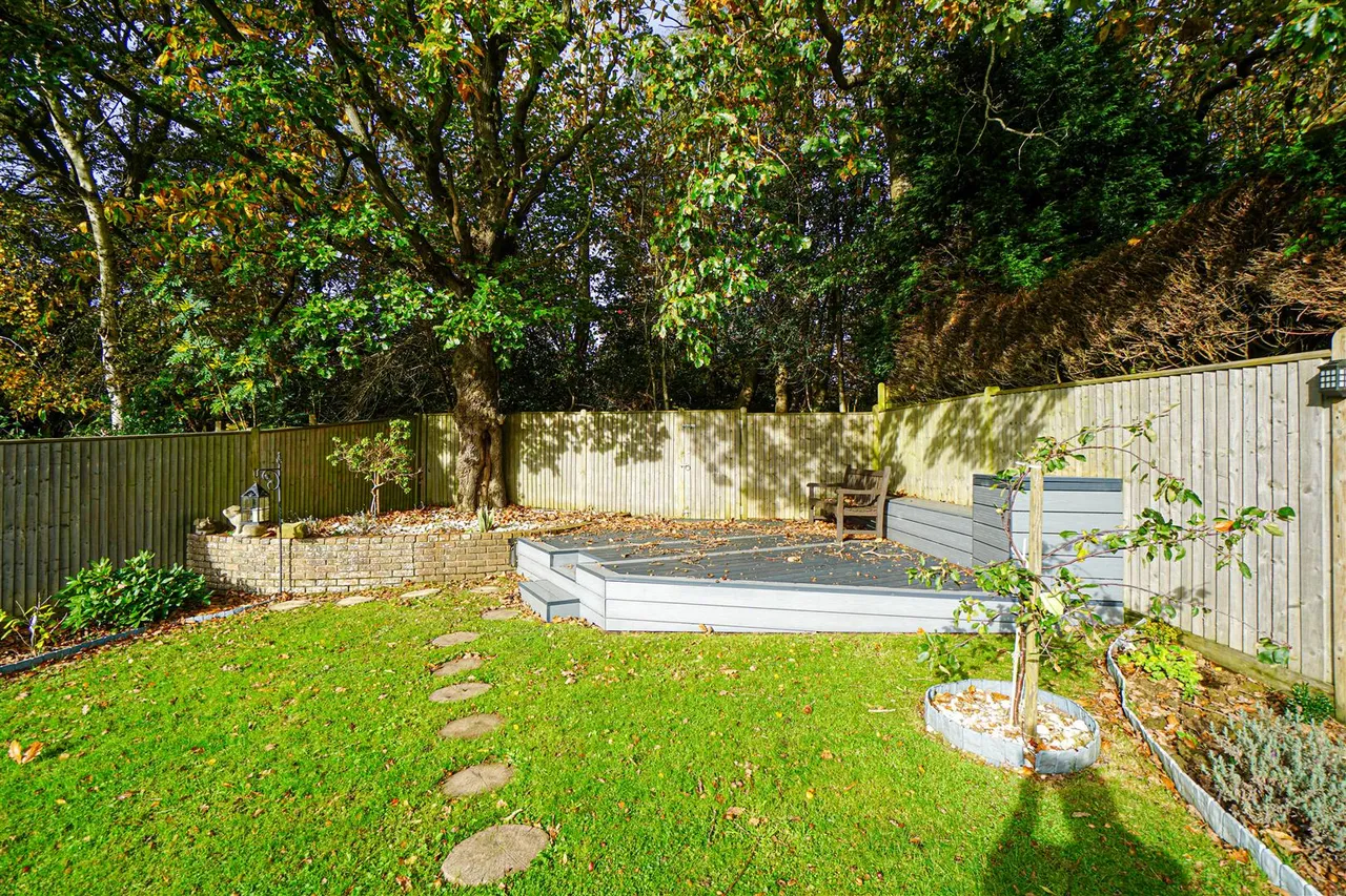 Whittlewood Close, St. Leonards-On-Sea, photo 37