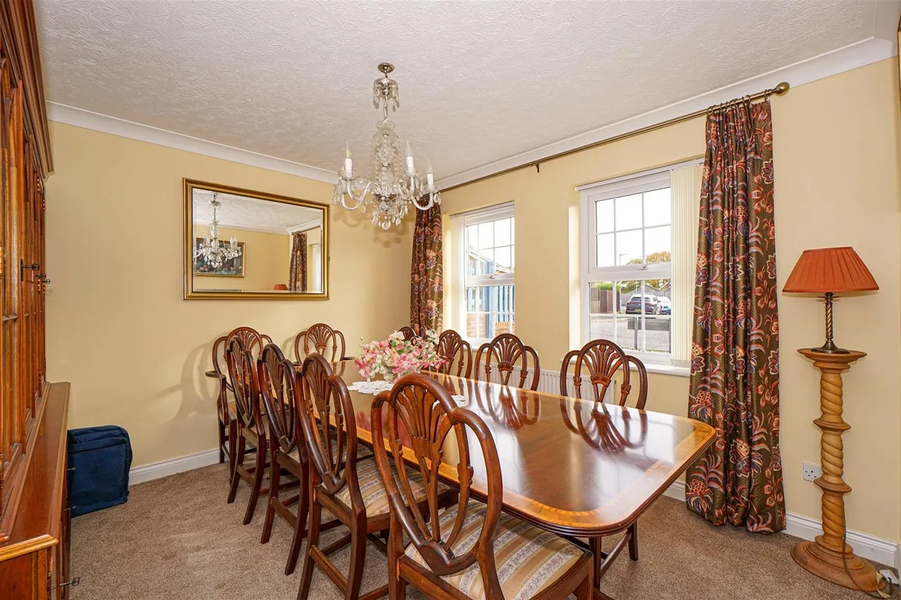 Whittlewood Close, St. Leonards-On-Sea, photo 4