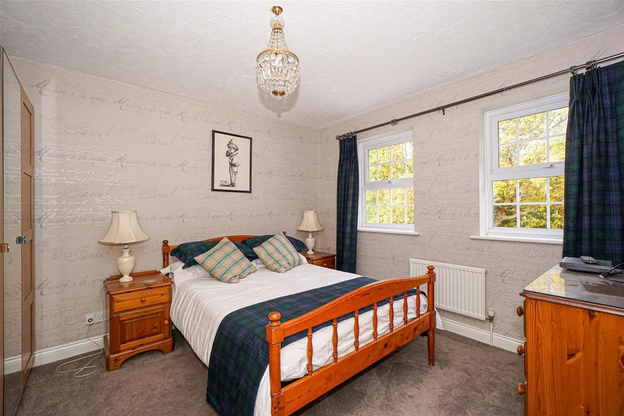 Whittlewood Close, St. Leonards-On-Sea, photo 9