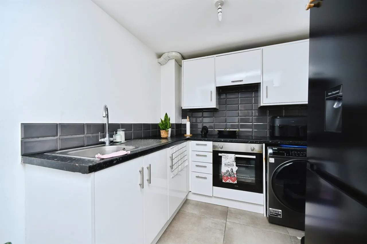 South Coast Road, Peacehaven, BN10, photo 3