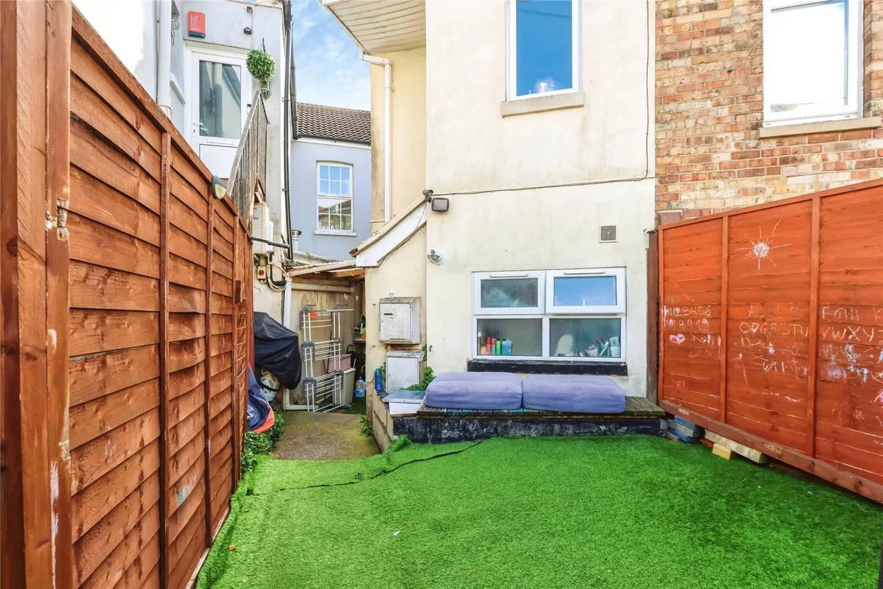 Bournemouth Road, Poole, BH14, photo 11