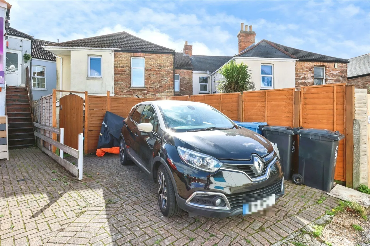 Bournemouth Road, Poole, BH14, photo 18