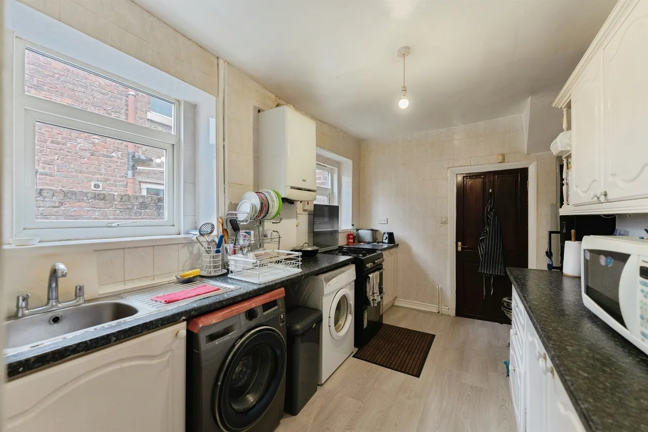 Charlecombe Street, Tranmere, CH42, photo 9