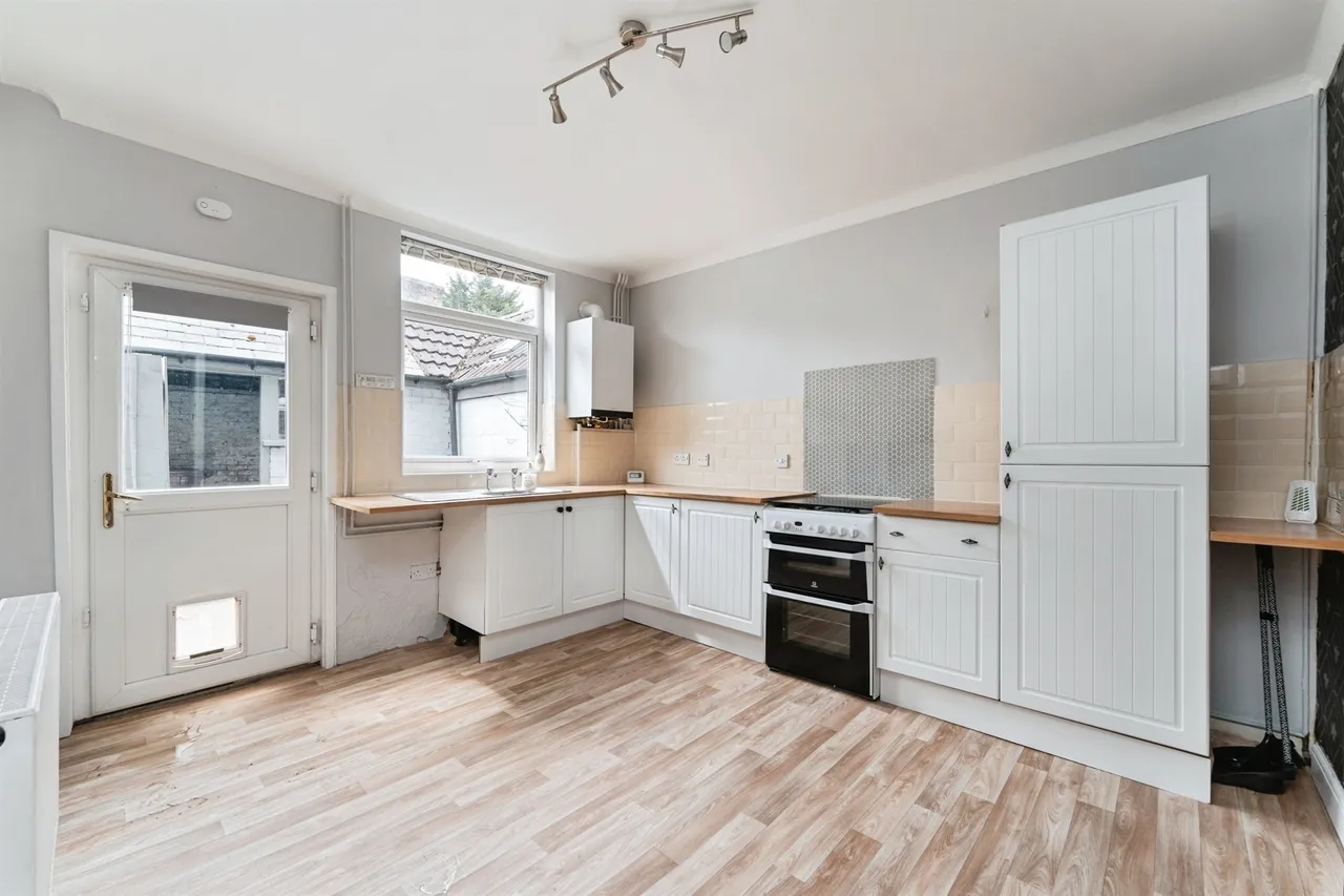 Wisbech Road, March, photo 6