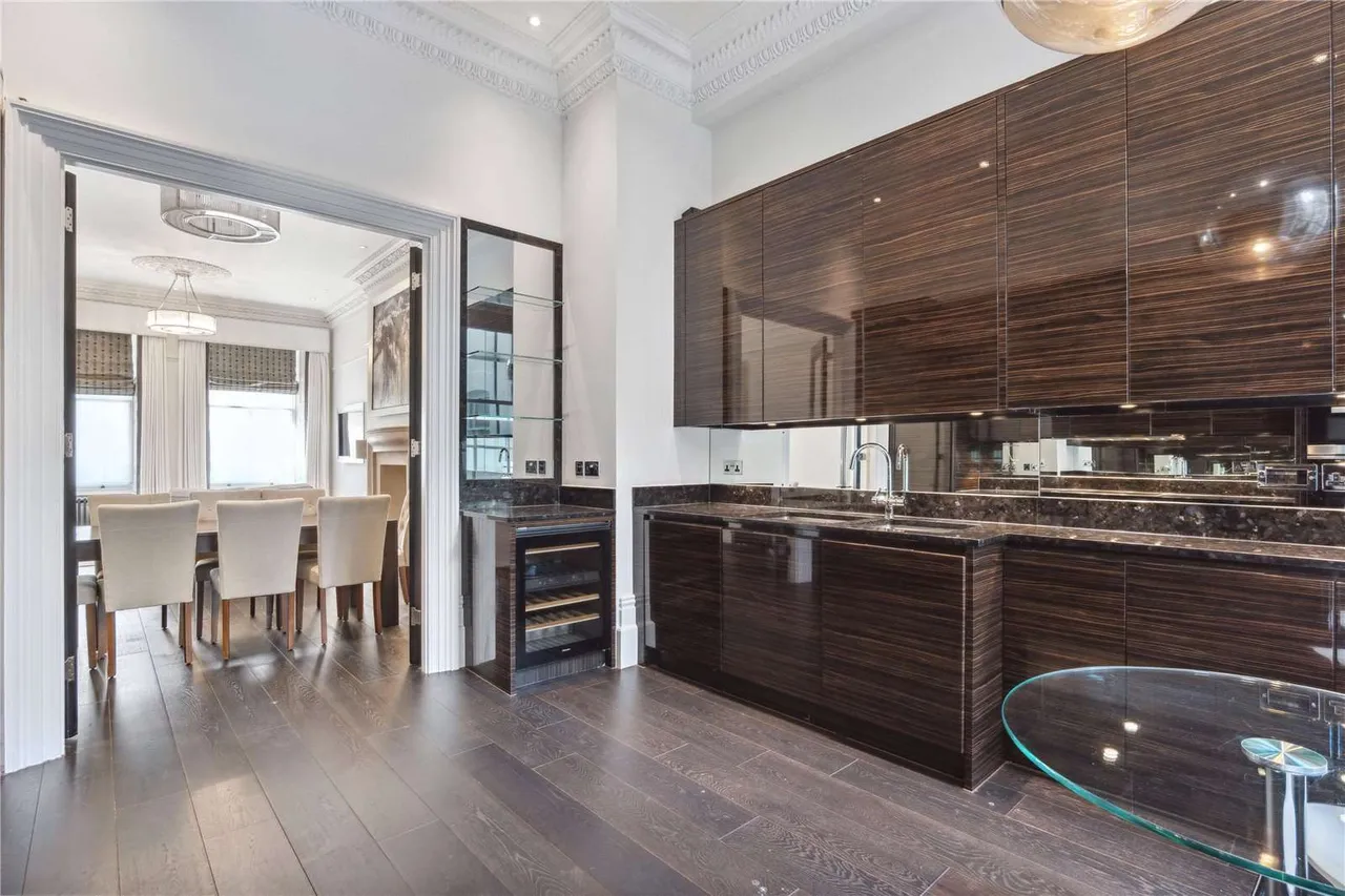 Lancaster Gate, London, W2, photo 6