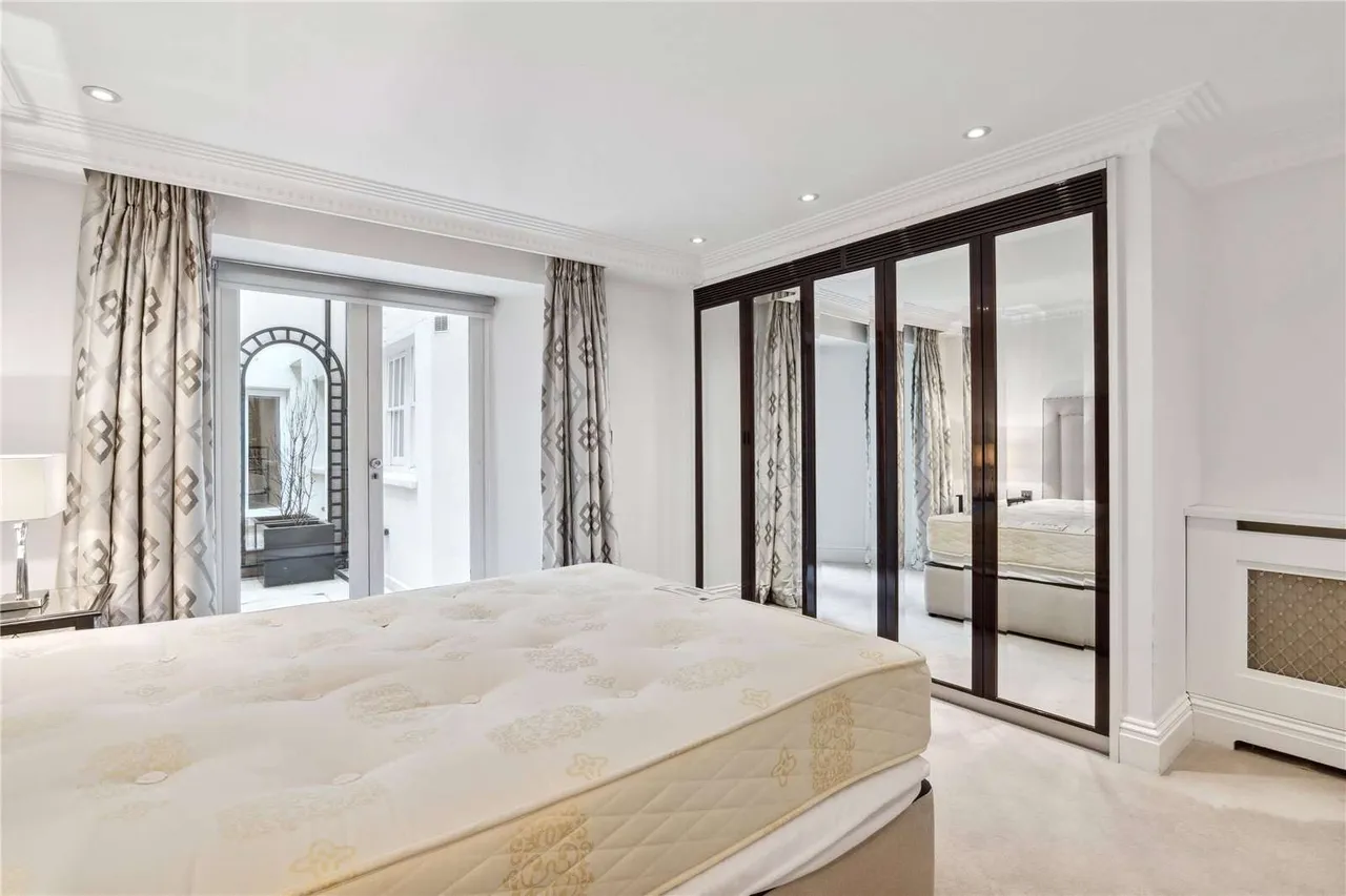 Lancaster Gate, London, W2, photo 8