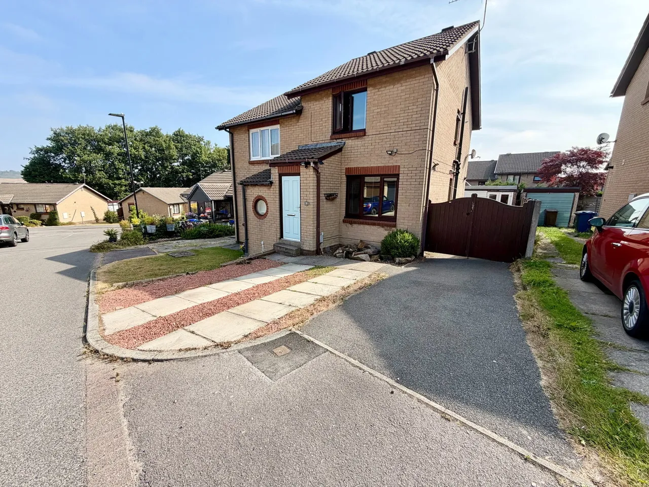 2 bed property for sale — Pen Nook Gardens, Deepcar