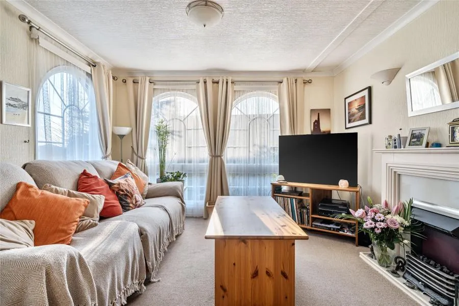 Charlton Common, Bristol, BS10, photo 3