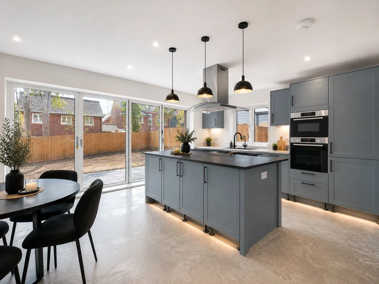 Paddock Row, Great Dunmow, CM6, photo 2