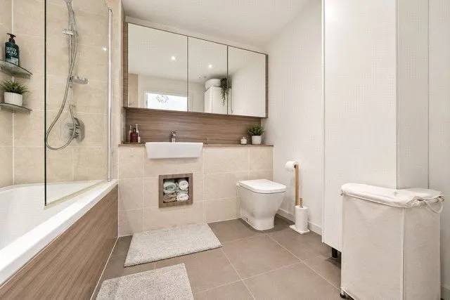 Edwin Street, London, E16, photo 11