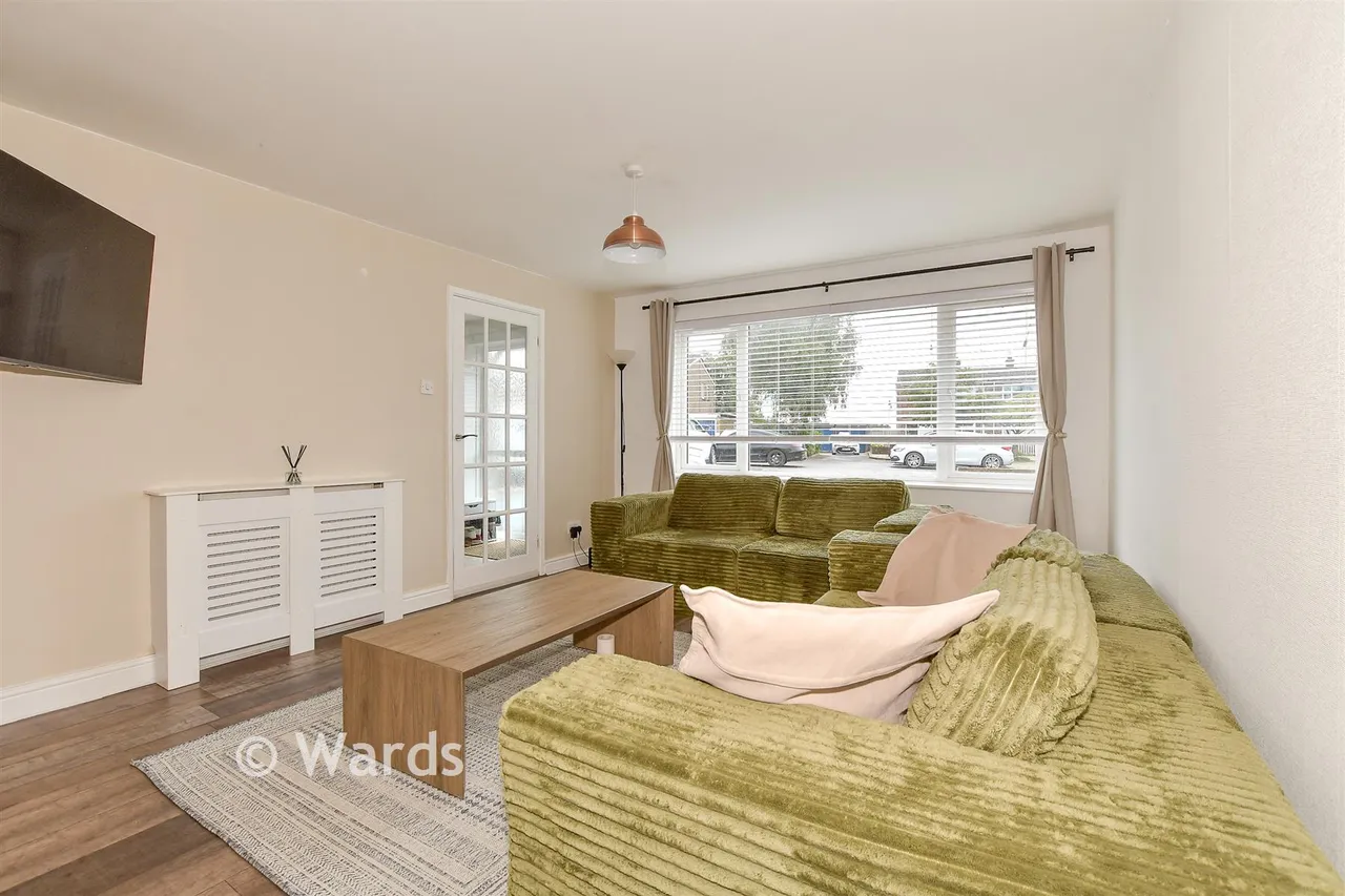 3 bed house for sale, Barn Close, Hoath, CT3