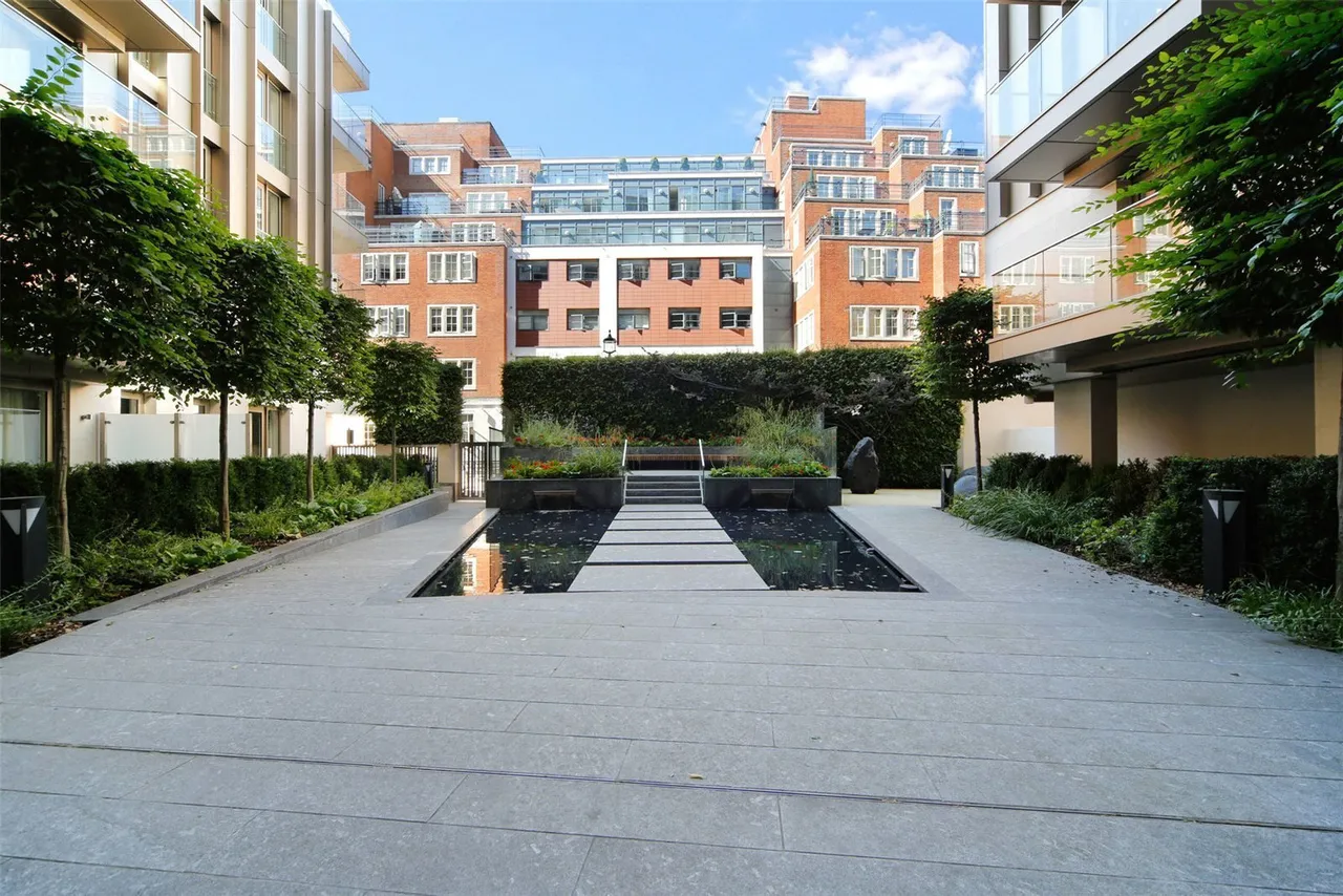 Horseferry Road, London, SW1P, photo 8