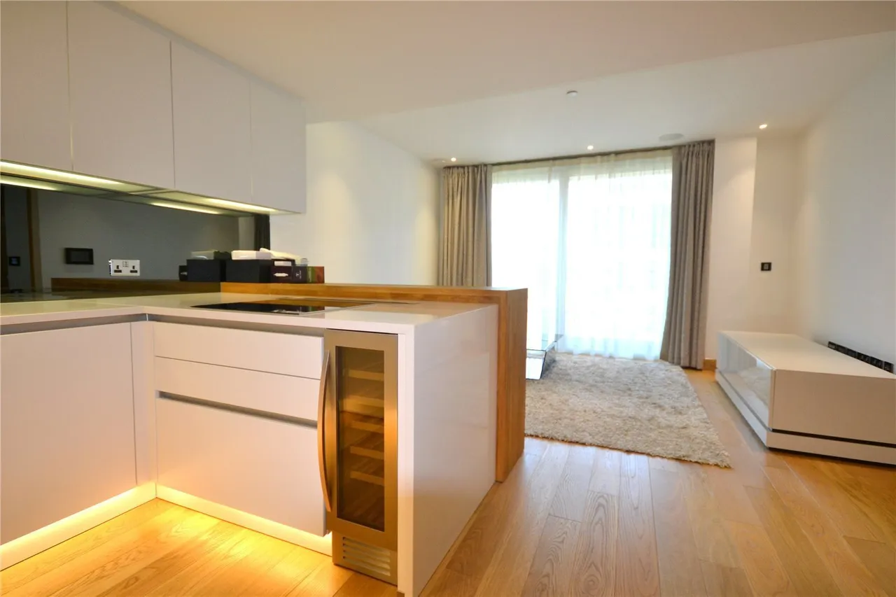 Horseferry Road, London, SW1P, photo 11